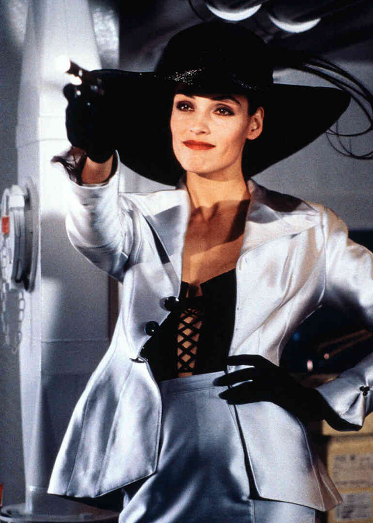 永远的邦女郎封面图