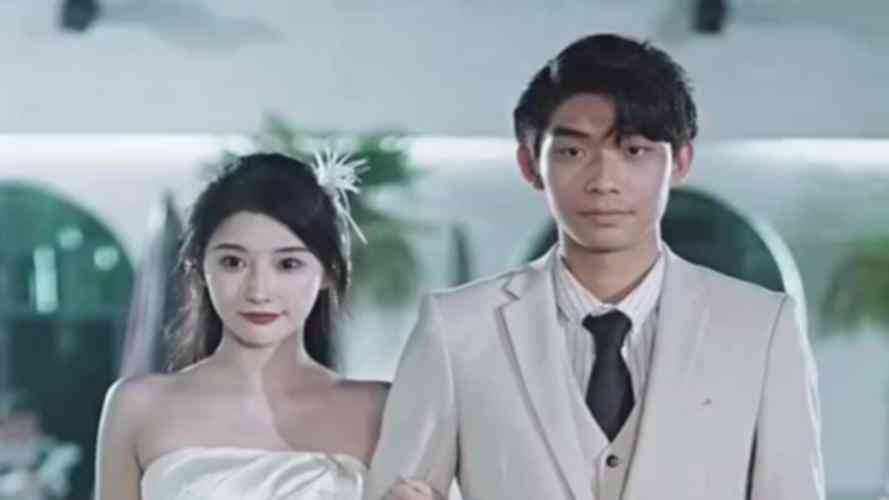 闪婚后她被顾总宠上天封面图