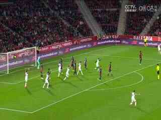 西甲联赛 马略卡VS瓦伦西亚 20241130封面图